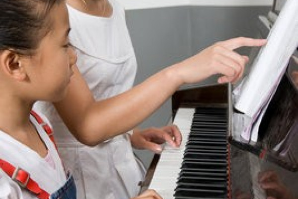 Âm nhạc trong giáo dục con trẻ